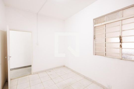 Quarto 1 de casa para alugar com 4 quartos, 120m² em Centro, Taubaté