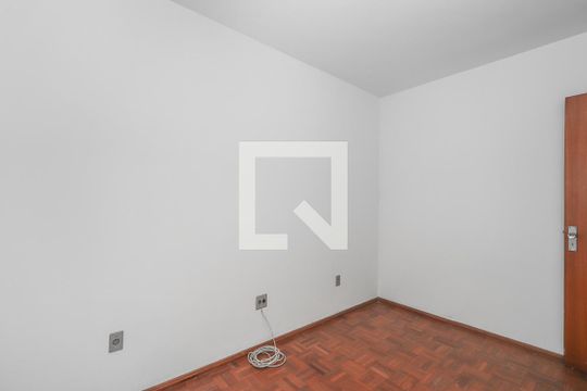 Quarto 2 de apartamento à venda com 2 quartos, 66m² em Jardim Lindóia, Porto Alegre