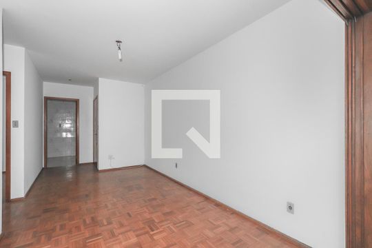 Sala de apartamento à venda com 2 quartos, 66m² em Jardim Lindóia, Porto Alegre