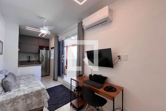Kitnet/Studio para alugar com 1 quarto, 35m² em Copacabana, Rio de Janeiro