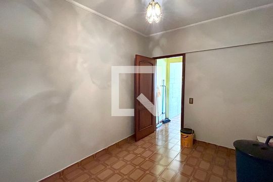 Quarto 1 de casa à venda com 4 quartos, 354m² em Vila Rosália, Guarulhos