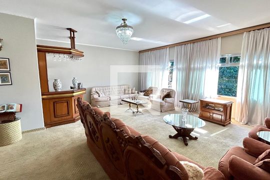 Sala de casa à venda com 4 quartos, 354m² em Vila Rosália, Guarulhos