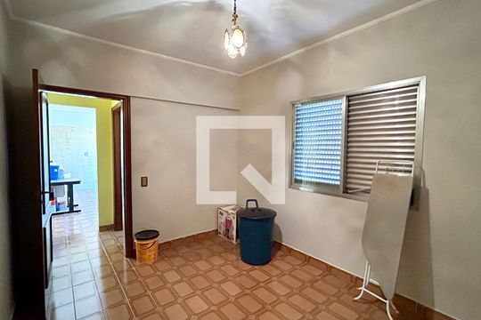 Quarto 1 de casa à venda com 4 quartos, 354m² em Vila Rosália, Guarulhos