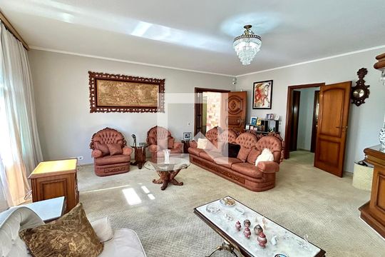 Sala de casa à venda com 4 quartos, 354m² em Vila Rosália, Guarulhos