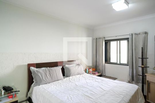 Suíte 1 de casa para alugar com 4 quartos, 396m² em Osvaldo Cruz, São Caetano do Sul