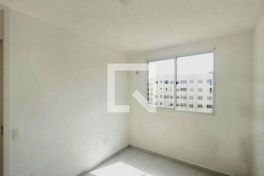 Apartamento para alugar com 2 quartos, 50m² em Santa Cruz, Rio de Janeiro