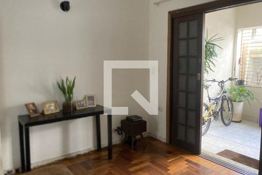 Sala de casa à venda com 4 quartos, 195m² em Cidade Vargas, São Paulo