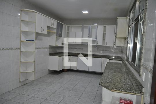 Casa para alugar com 5 quartos, 450m² em Méier, Rio de Janeiro