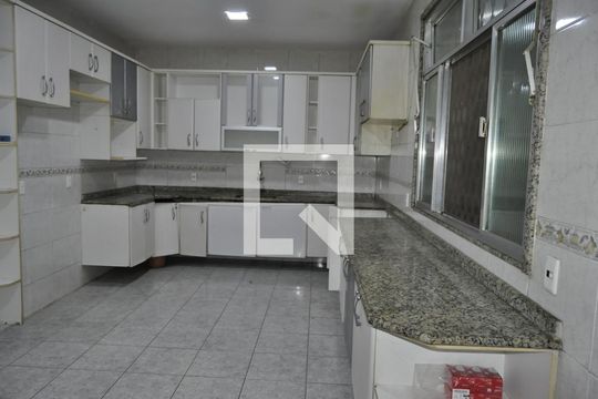 Casa para alugar com 5 quartos, 450m² em Méier, Rio de Janeiro