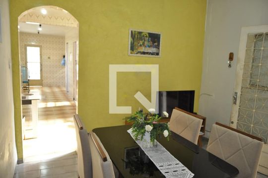 Casa à venda com 2 quartos, 112m² em Encantado, Rio de Janeiro