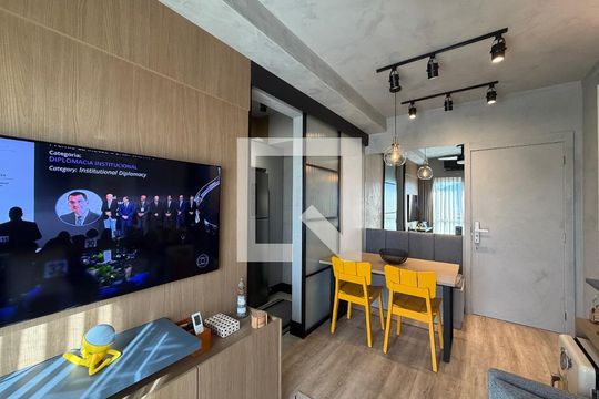 Sala de apartamento à venda com 1 quarto, 34m² em Jacarepaguá, Rio de Janeiro