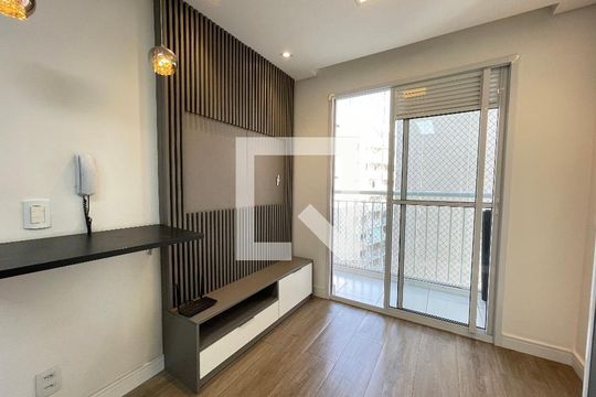 Sala de apartamento à venda com 1 quarto, 30m² em Ferreira, São Paulo