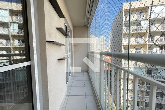 Varanda de apartamento à venda com 1 quarto, 30m² em Ferreira, São Paulo