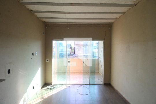 Sala de casa para alugar com 1 quarto, 80m² em Morro Agudo, Nova Iguaçu