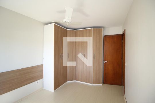 Quarto 1 de apartamento à venda com 2 quartos, 70m² em Floresta, Porto Alegre