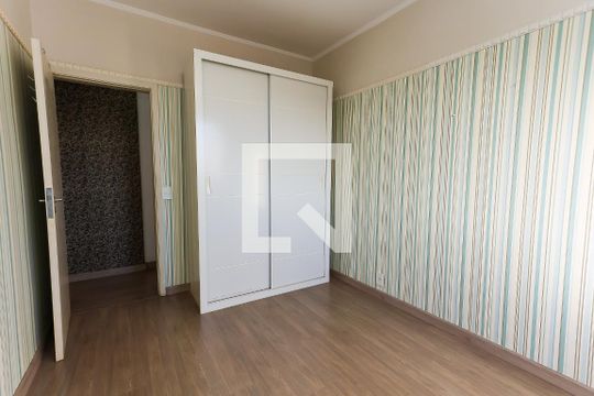 quarto 1 de apartamento à venda com 2 quartos, 70m² em Parque Assuncao, Taboão da Serra