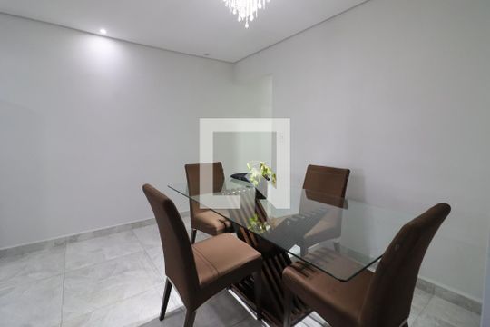 Sala de casa à venda com 3 quartos, 155m² em Veloso, Osasco