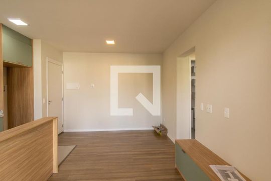 Sala de apartamento à venda com 3 quartos, 54m² em Hauer, Curitiba