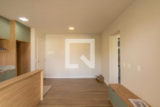 Sala de apartamento à venda com 3 quartos, 54m² em Hauer, Curitiba