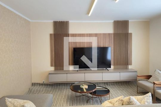 Sala  de casa à venda com 4 quartos, 300m² em Vila Galvão, Guarulhos