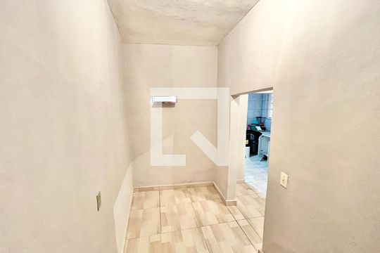 Quarto 2 de casa para alugar com 1 quarto, 60m² em Lauzane Paulista, São Paulo
