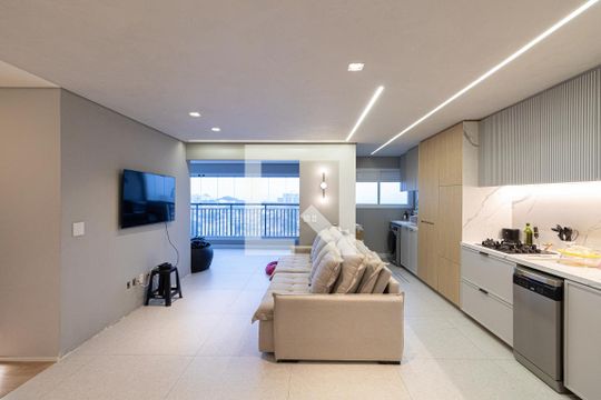 Sala/Cozinha/Área de Serviço  de apartamento à venda com 2 quartos, 89m² em Vila Guilhermina, São Paulo