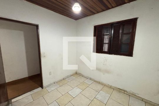 Quarto 1  de casa à venda com 2 quartos, 65m² em Parque Boturussu, São Paulo