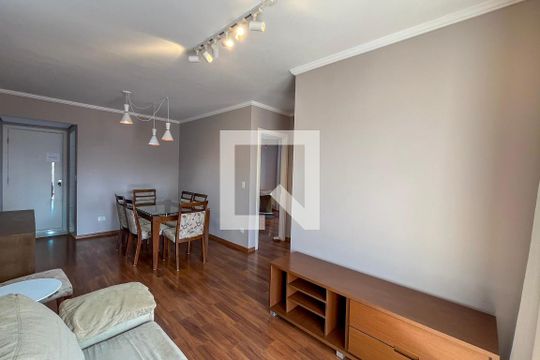 Sala de apartamento para alugar com 2 quartos, 60m² em Vila Santo Estefano, São Paulo