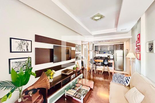 Sala de apartamento para alugar com 2 quartos, 90m² em Leblon, Rio de Janeiro