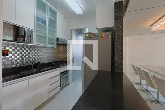 Apartamento à venda com 2 quartos, 65m² em Luxemburgo, Belo Horizonte
