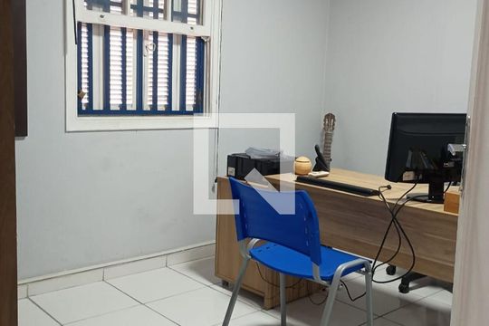 Quarto 1 de casa para alugar com 3 quartos, 200m² em Ipiranga, São Paulo