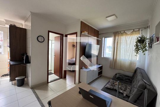 Sala de apartamento para alugar com 1 quarto, 32m² em Santa Maria, Osasco