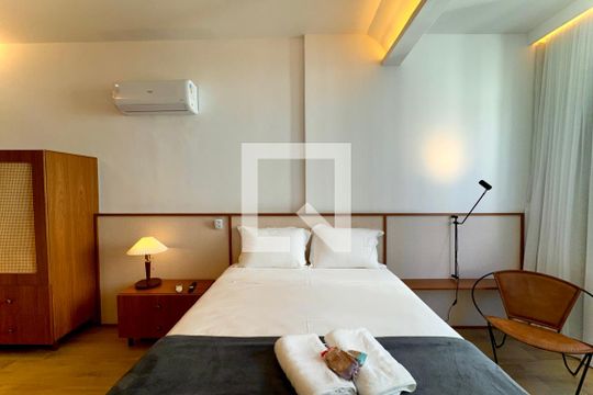 Kitnet/Studio para alugar com 1 quarto, 34m² em Centro, Rio de Janeiro