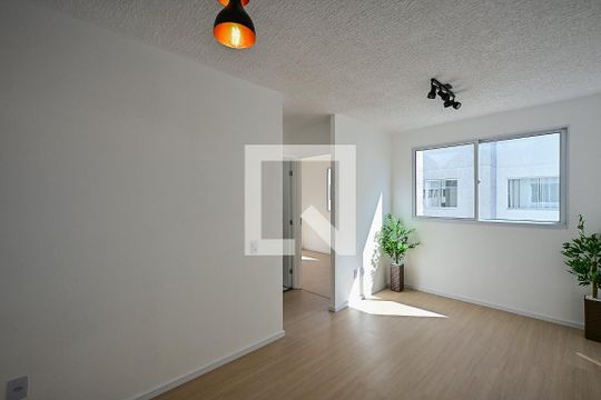 Sala de apartamento à venda com 2 quartos, 41m² em Jardim Gilda Maria, São Paulo