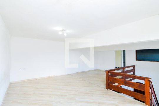 Quarto de casa para alugar com 2 quartos, 89m² em Jardim Jovaia, Guarulhos