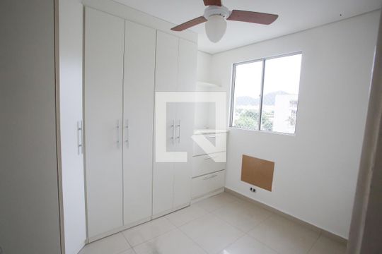 Quarto  de apartamento para alugar com 2 quartos, 60m² em Taquara, Rio de Janeiro