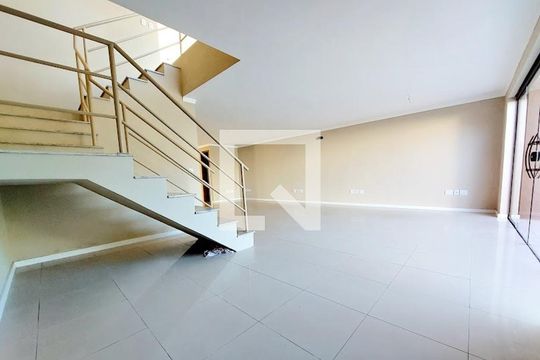 Sala / Cozinha  de casa para alugar com 3 quartos, 208m² em Hípica, Porto Alegre