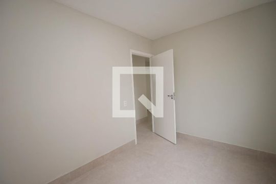 Quarto 1 de apartamento à venda com 2 quartos, 40m² em Jardim Recanto Verde, São Paulo
