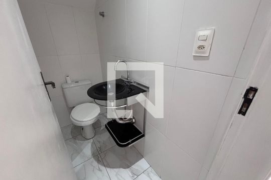 Lavabo de casa de condomínio para alugar com 4 quartos, 329m² em Recreio dos Bandeirantes, Rio de Janeiro
