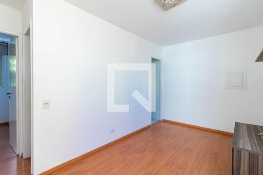 Sala de apartamento à venda com 2 quartos, 45m² em Vila Amalia (zona Norte), São Paulo