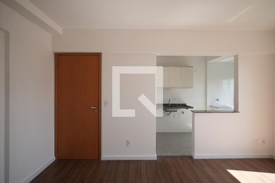 Apartamento para alugar com 1 quarto, 40m² em Vila Assunção, Santo André