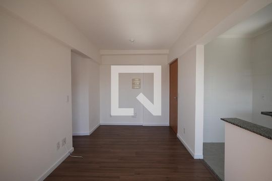 Apartamento para alugar com 1 quarto, 40m² em Vila Assunção, Santo André