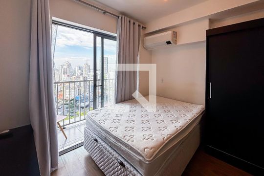 Apartamento para alugar com 1 quarto, 25m² em Pinheiros, São Paulo