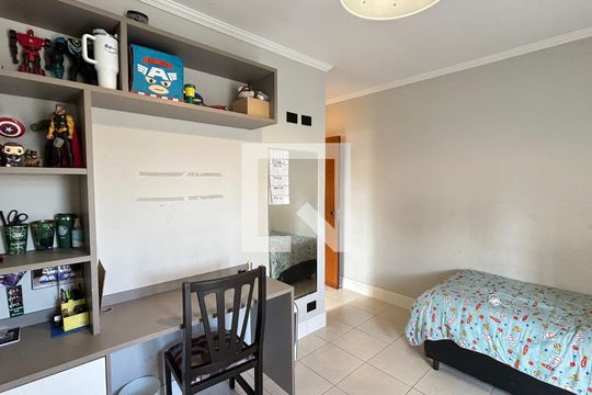 Quarto 1 de casa à venda com 3 quartos, 150m² em Jardim Barbosa, Guarulhos