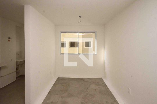 Apartamento à venda com 2 quartos, 44m² em Cidade São Mateus, São Paulo