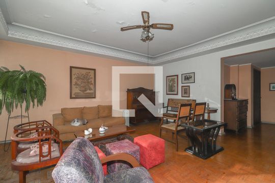 Sala de apartamento à venda com 4 quartos, 200m² em Rio Branco, Porto Alegre
