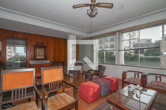 Sala de apartamento à venda com 4 quartos, 200m² em Rio Branco, Porto Alegre