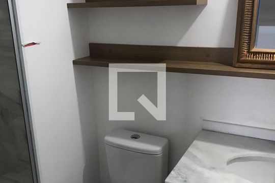 Banheiro de apartamento para alugar com 1 quarto, 33m² em Santo Amaro, São Paulo