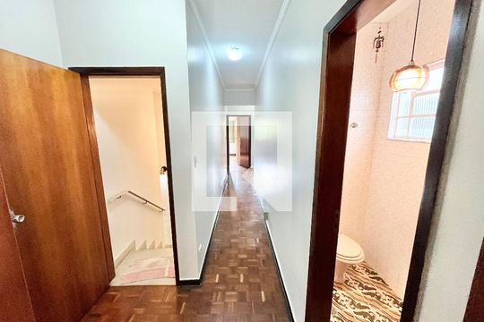 Corredor de casa para alugar com 3 quartos, 250m² em Santana, São Paulo
