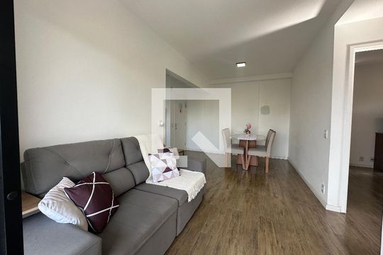 Sala de apartamento para alugar com 2 quartos, 55m² em Vila Sao Luiz (valparaizo), Barueri